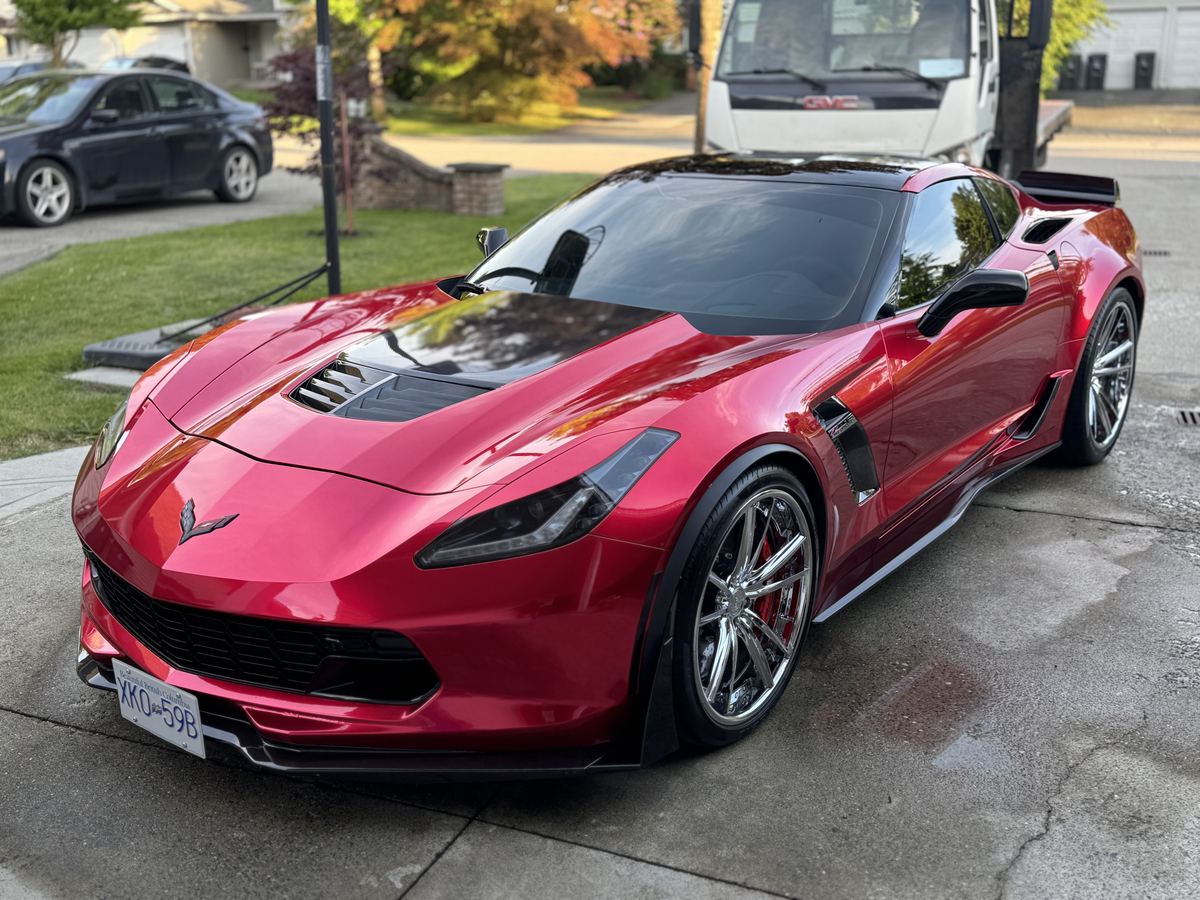 Chevrolet Corvette Z06 after a full detail